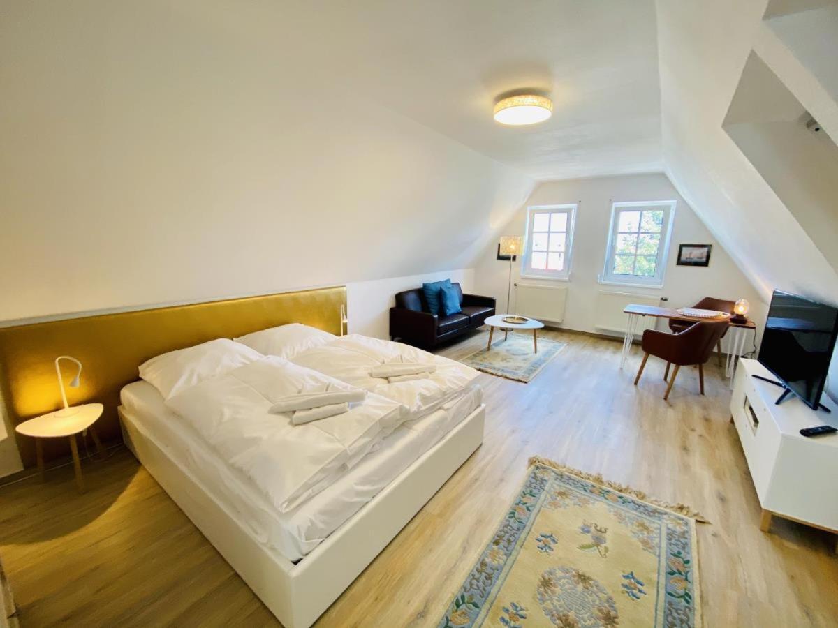 Ferienappartement Dicht Dran, direkt am Alten Strom Rostock Exterior foto